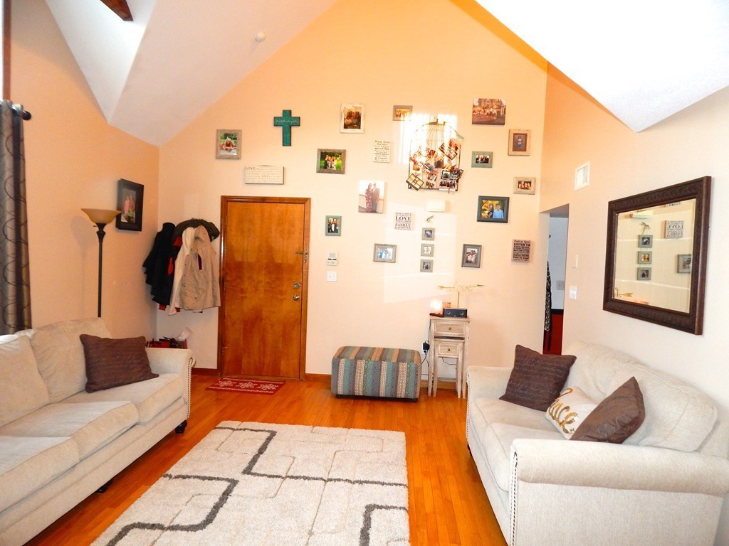 980 Wilson Road, Unit 4C Fall River, MA 02720 - Photo 4 of 30 Gallery Image 4