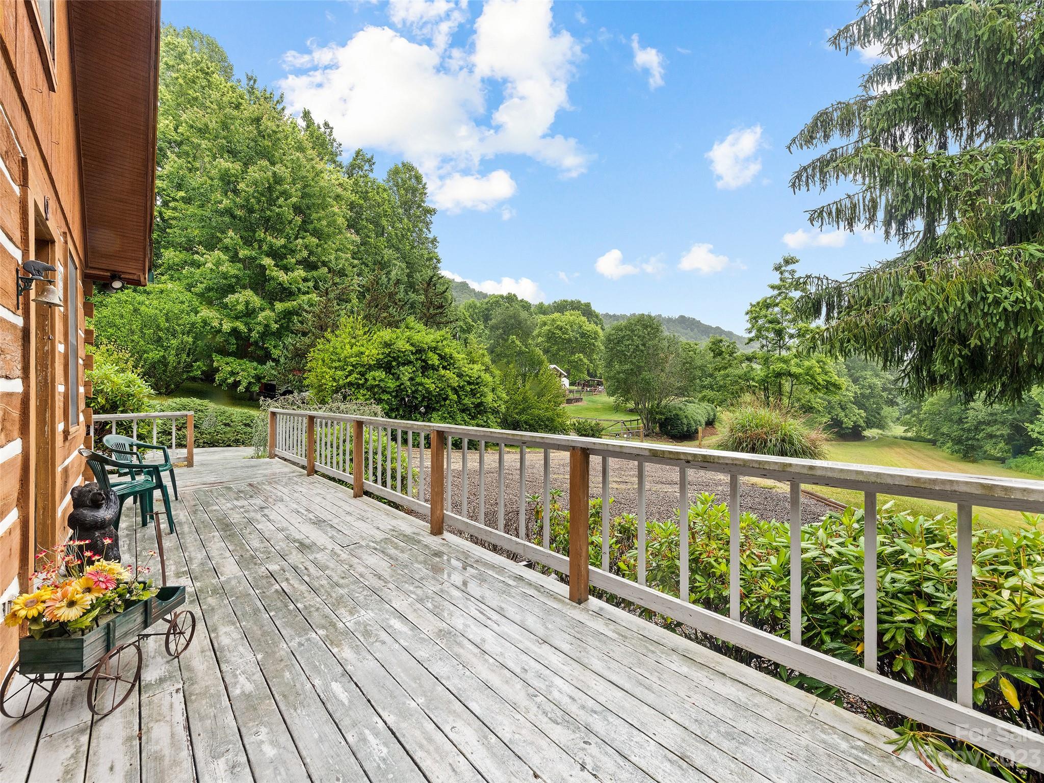 205 Columbus Cove Road Waynesville, NC 28785 - Photo 7 of 33 a view of balcony with furniture