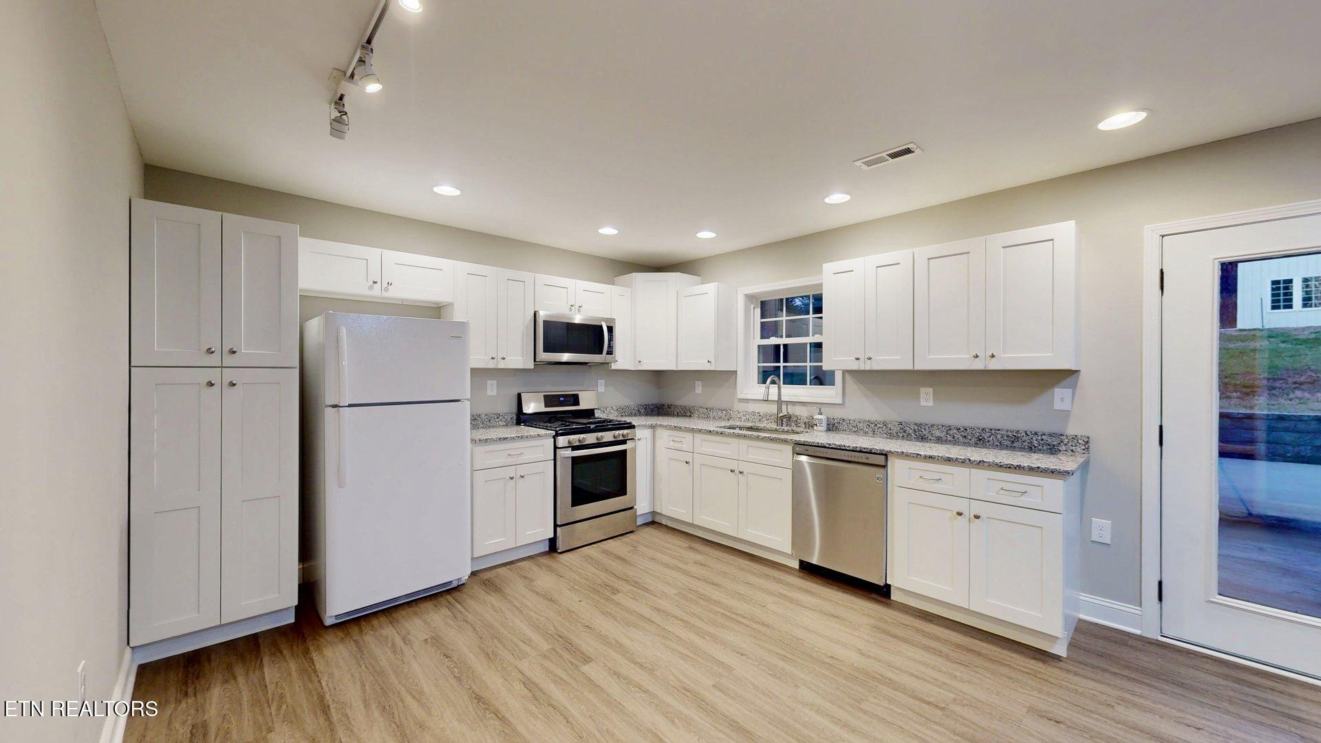 10050 Hines Valley Road Lenoir City, TN 37771 - Photo 39 of 50 Second Kitchen
