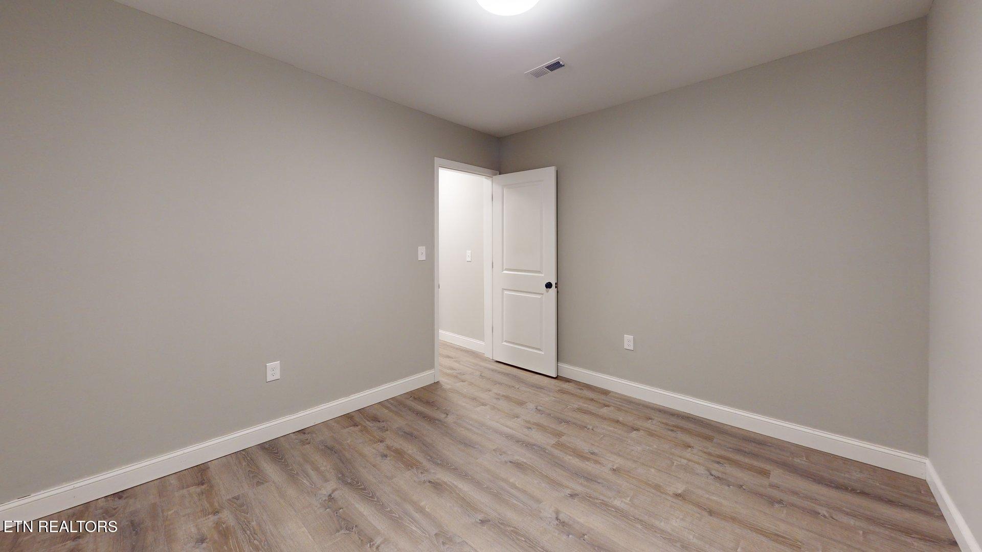 10050 Hines Valley Road Lenoir City, TN 37771 - Photo 41 of 50 Utility Room