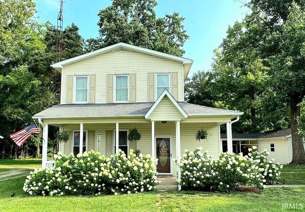 228 East Park Road Montgomery, IN 47558 - Photo 1 of 34