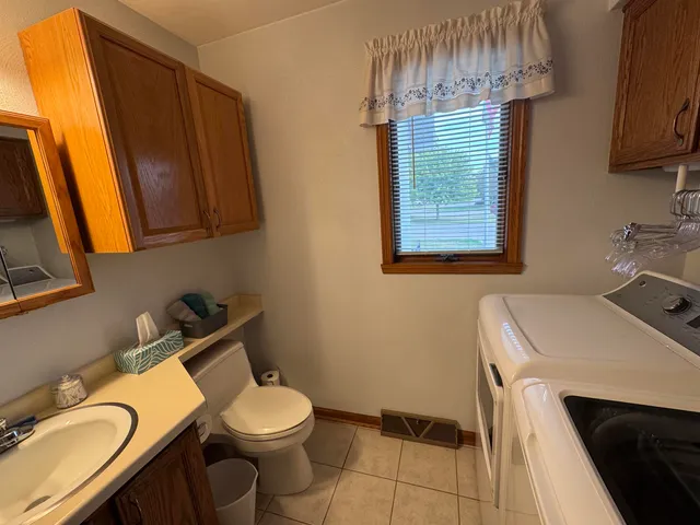 $285,000 | 4025 Mackinac Drive, Janesville, WI 53546