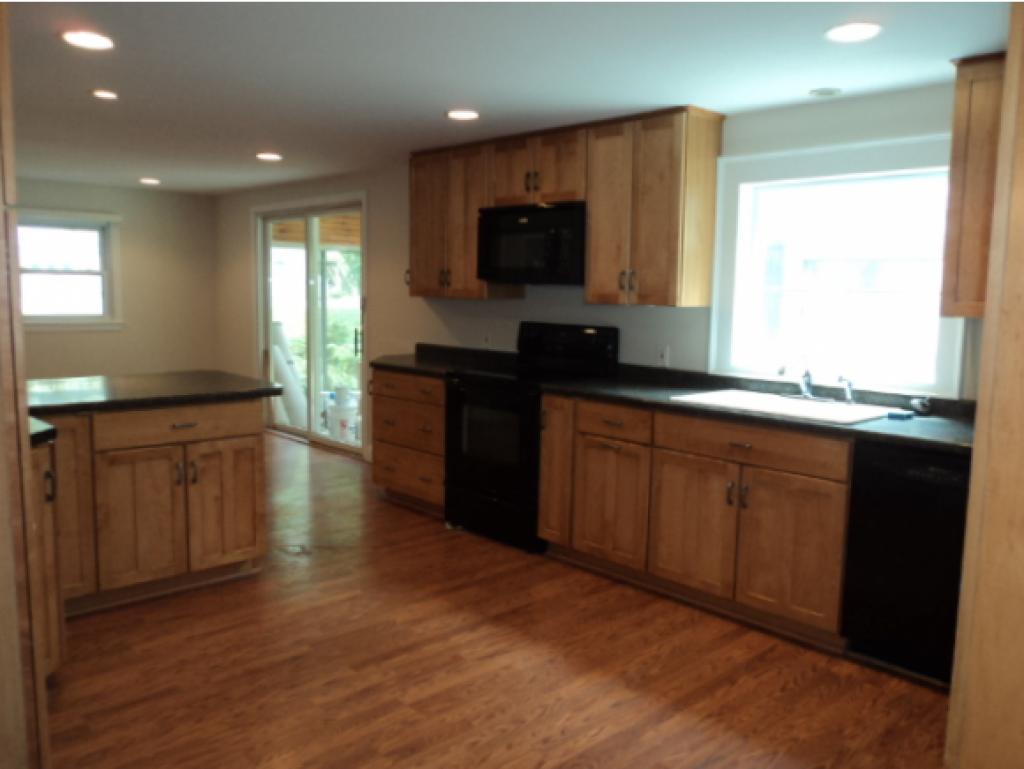 8 Pine Ridge Road Windham, NH 03087 - Photo 3 of 29