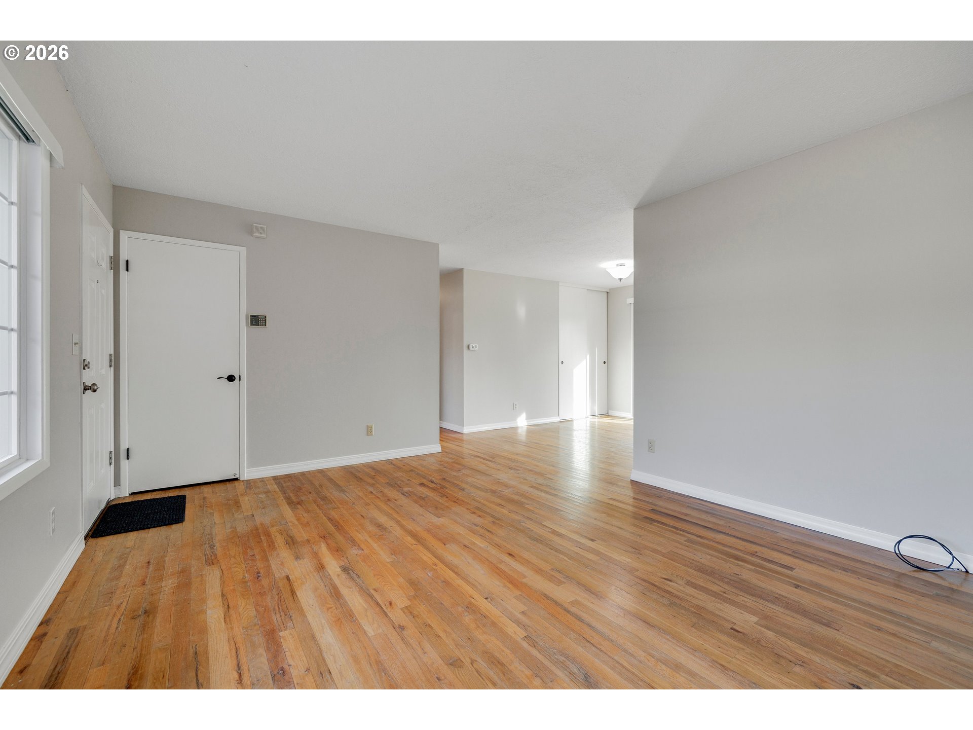 12870 Southwest 63rd Avenue Portland, OR 97219 - Photo 11 of 37 Living Room/Entrance