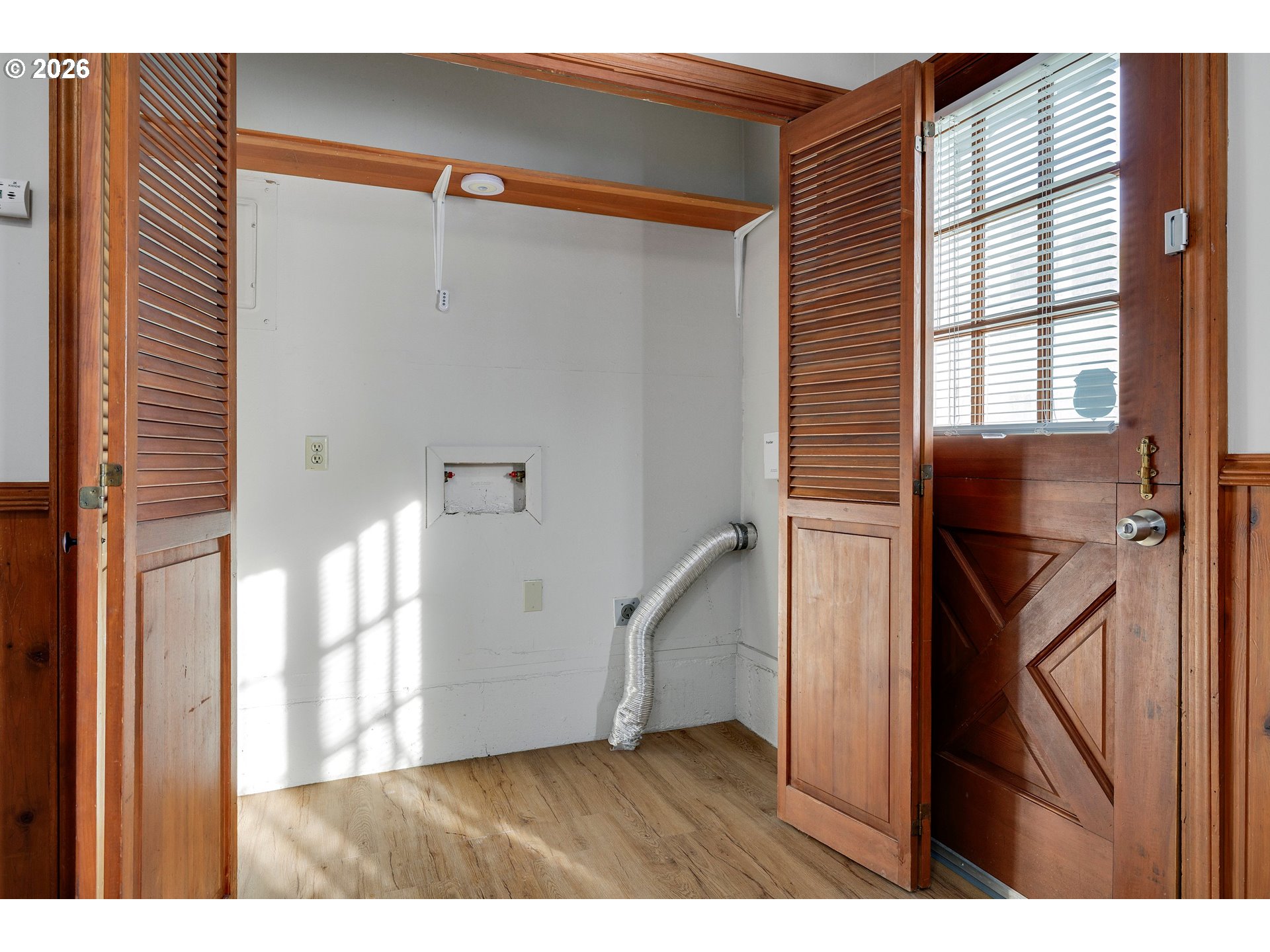 12870 Southwest 63rd Avenue Portland, OR 97219 - Photo 30 of 37 Laundry