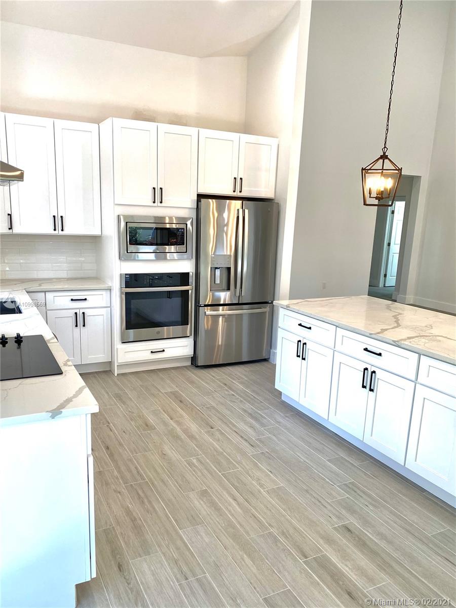 118 Inner Harbour Way Jupiter, FL 33477 - Photo 4 of 23 Gallery Image 4