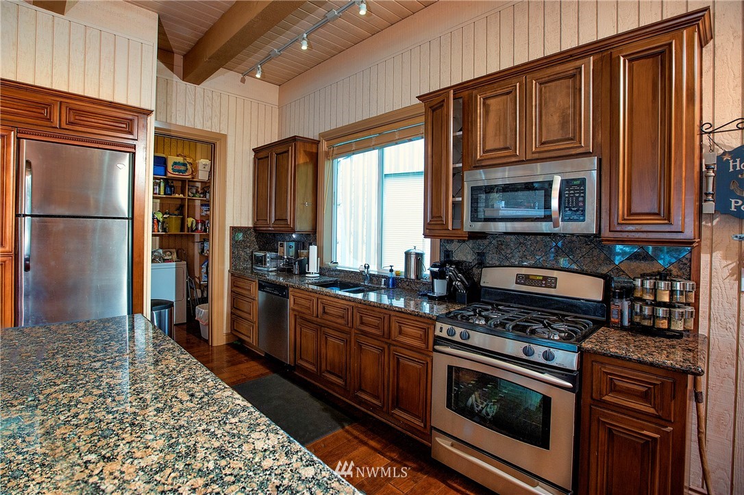 2014 South Side Road Stuart Island, WA 98250 - Photo 19 of 25 Gallery Image 19