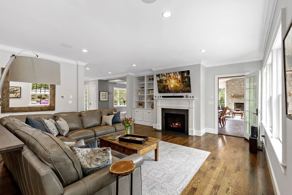 111 Martin Road Concord, MA 01742 - Photo 13 of 42