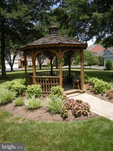 7208 Evans Mill Road McLean, VA 22101 - Photo 7 of 19 Community Amenities 2