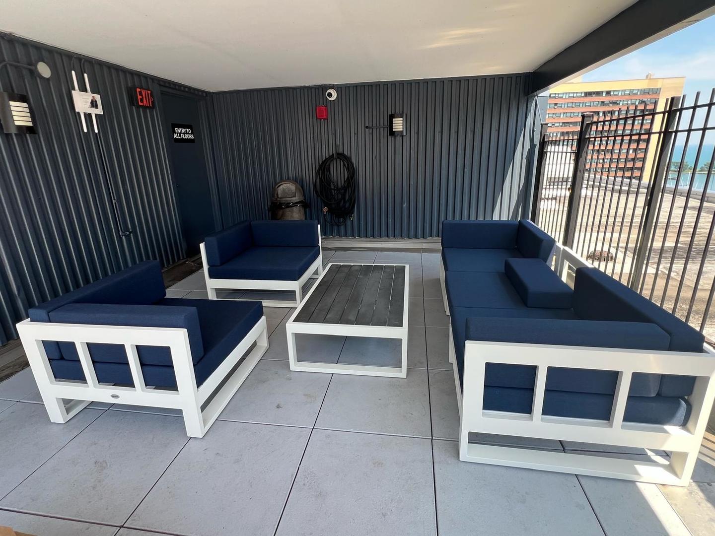 3033 North Sheridan Road, Unit 508 Chicago, IL 60657 - Photo 13 of 22