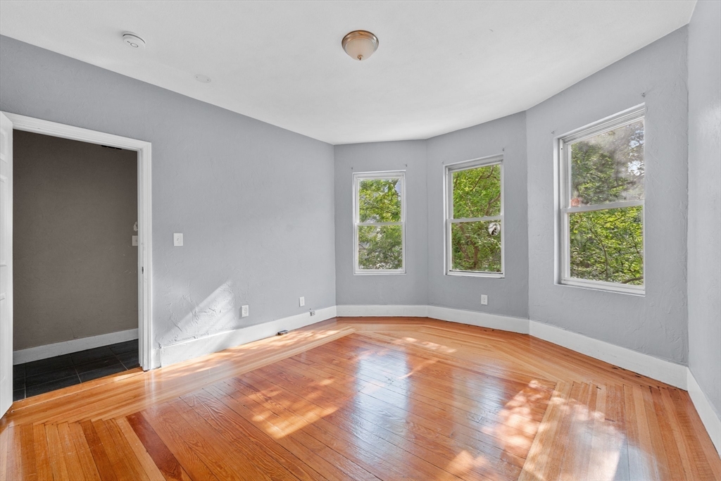 5 Timothy Avenue, Unit 2 Everett, MA 02149 - Photo 2 of 15