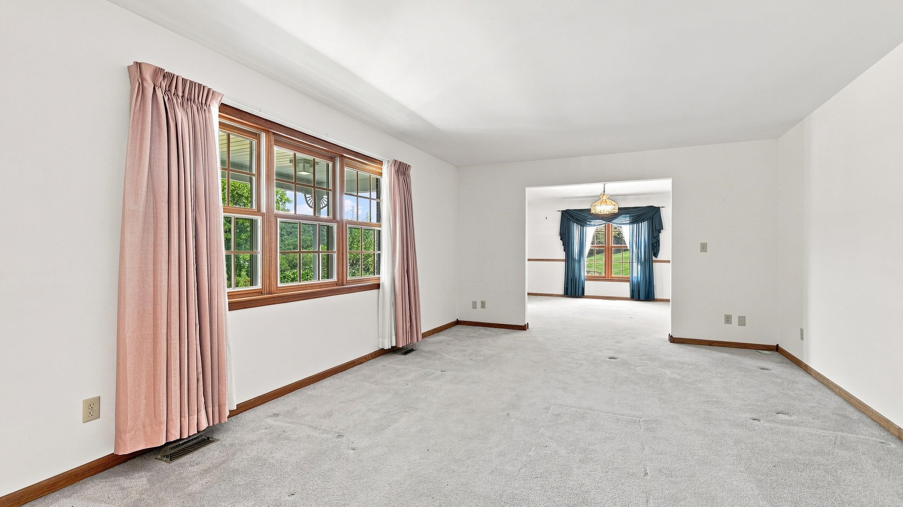 1135 West Menzemer Road Elizabeth, IL 61028 - Photo 12 of 48 Gallery Image 12