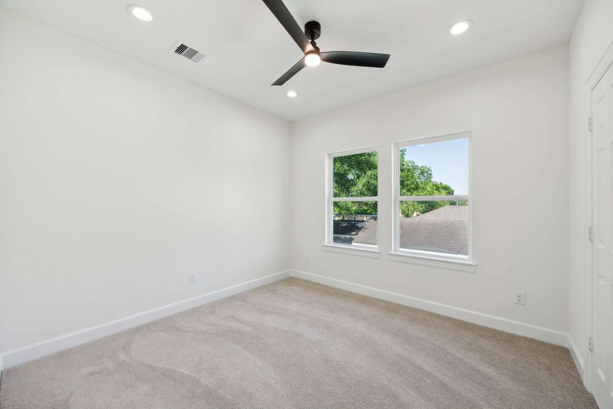 418 Delaware Street Houston, TX 77029 - Photo 17 of 23