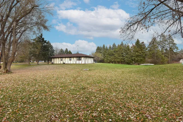 $449,000 | W5675 Sunset Ridge Road, Walworth, WI 53184