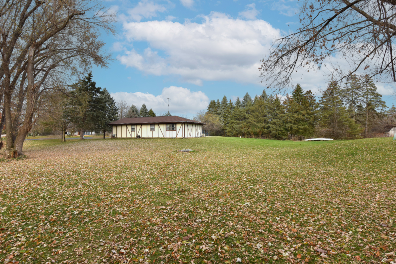 W5675 Sunset Ridge Road Walworth, WI 53184 - Photo 32 of 37 Photo 36