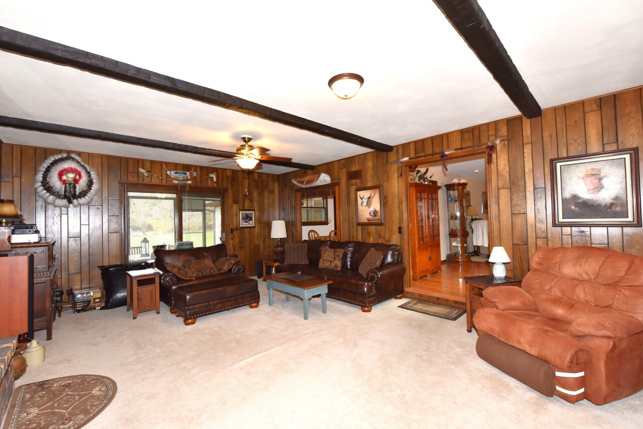 W5675 Sunset Ridge Road Walworth, WI 53184 - Photo 10 of 37 Photo 9