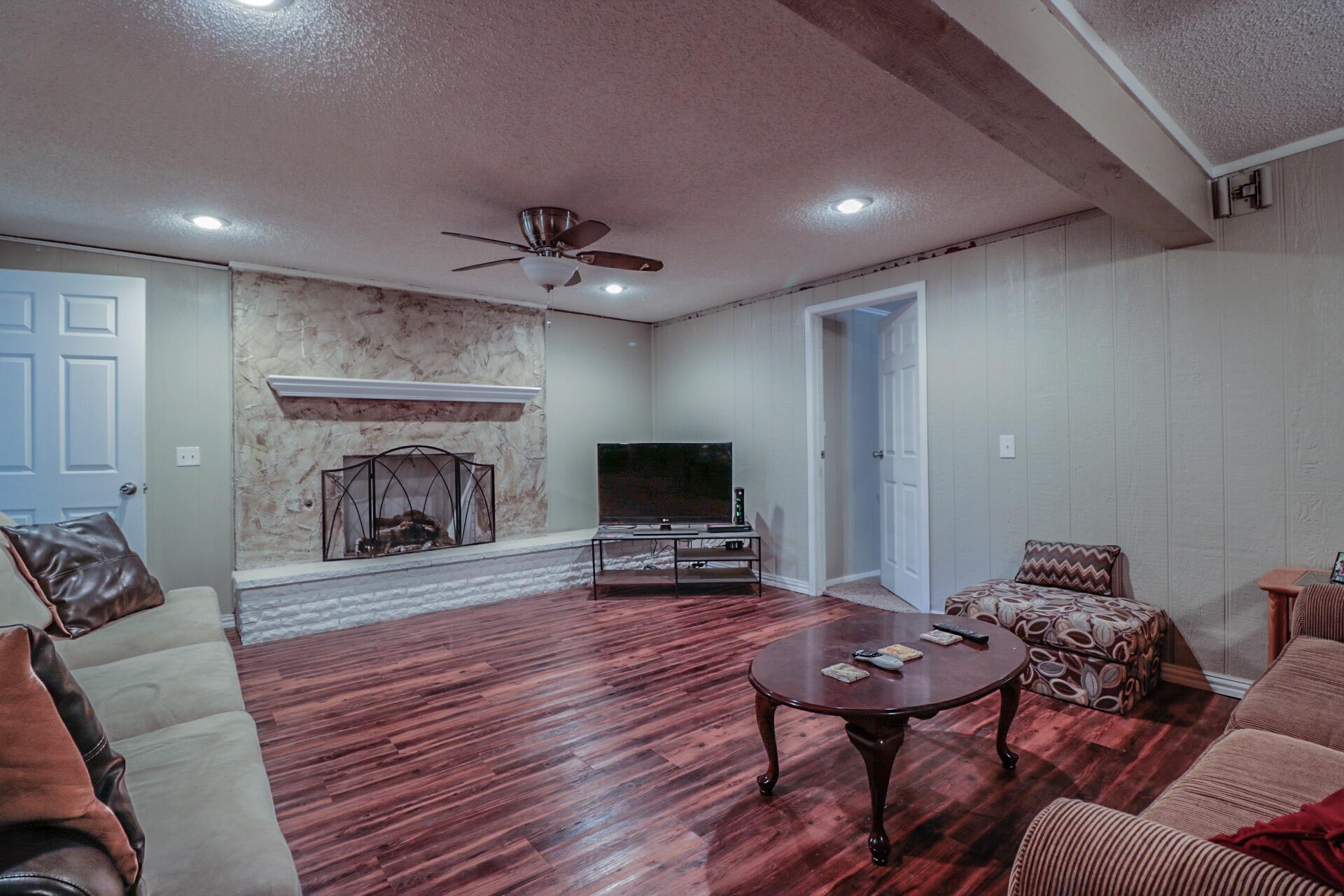 2837 66th Street Lubbock, TX 79413 - Photo 2 of 10 Photo May 04, 1 24 12 PM