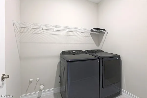 $2,300 | 1220 Mariners View Ter Cape, Cape Coral, FL 33993