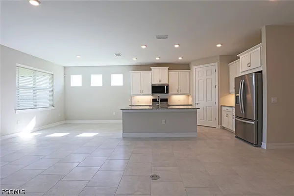 $2,300 | 1220 Mariners View Ter Cape, Cape Coral, FL 33993