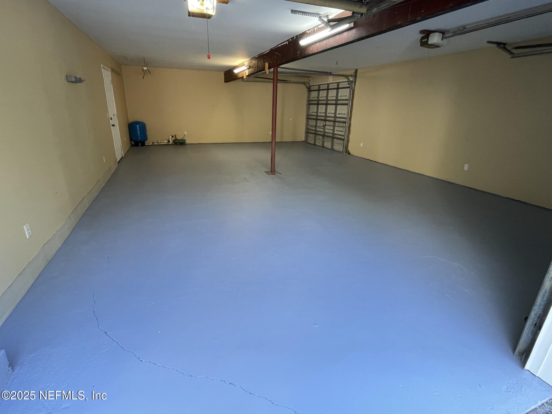 8705 River Park Road St. Augustine, FL 32092 - Photo 13 of 57 a view of a garage