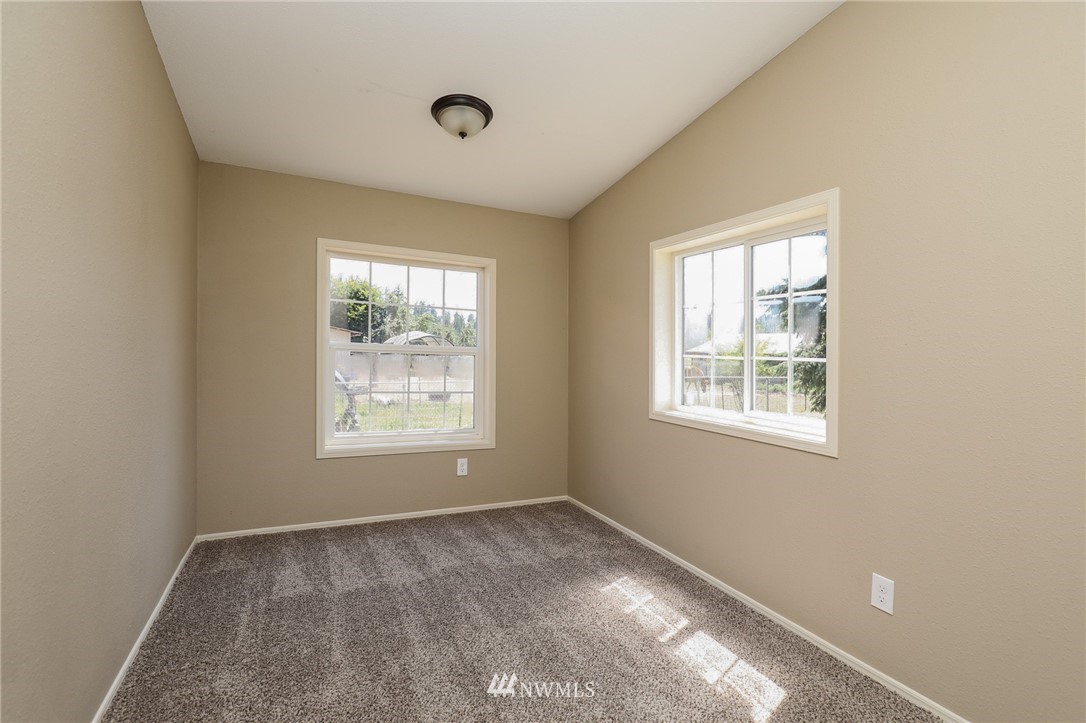 128-1 Leonard Road Onalaska, WA 98570 - Photo 7 of 14 Gallery Image 7