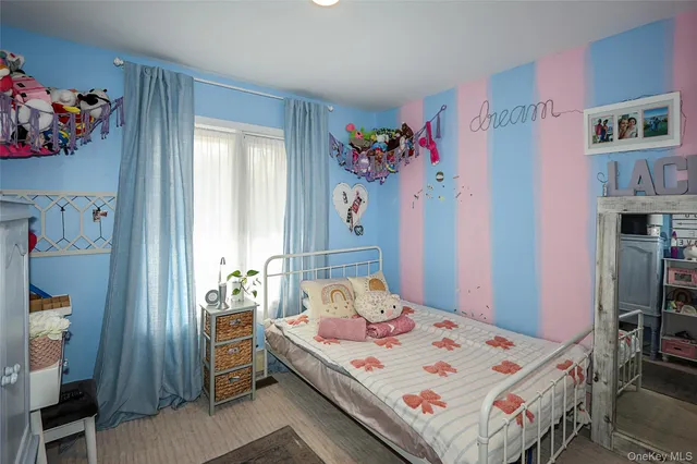 $1,150,000 | 83 Lexington Avenue, Westbury, NY 11590