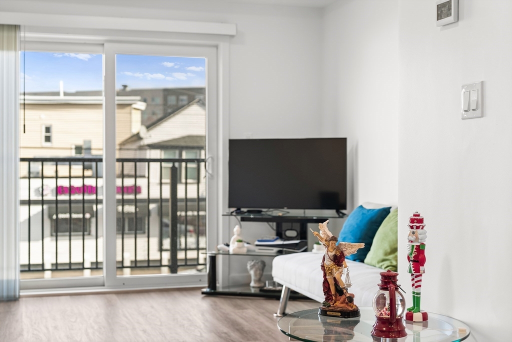 1133 North Shore Road, Unit 201 Revere, MA 02151 - Photo 18 of 37 Gallery Image 18