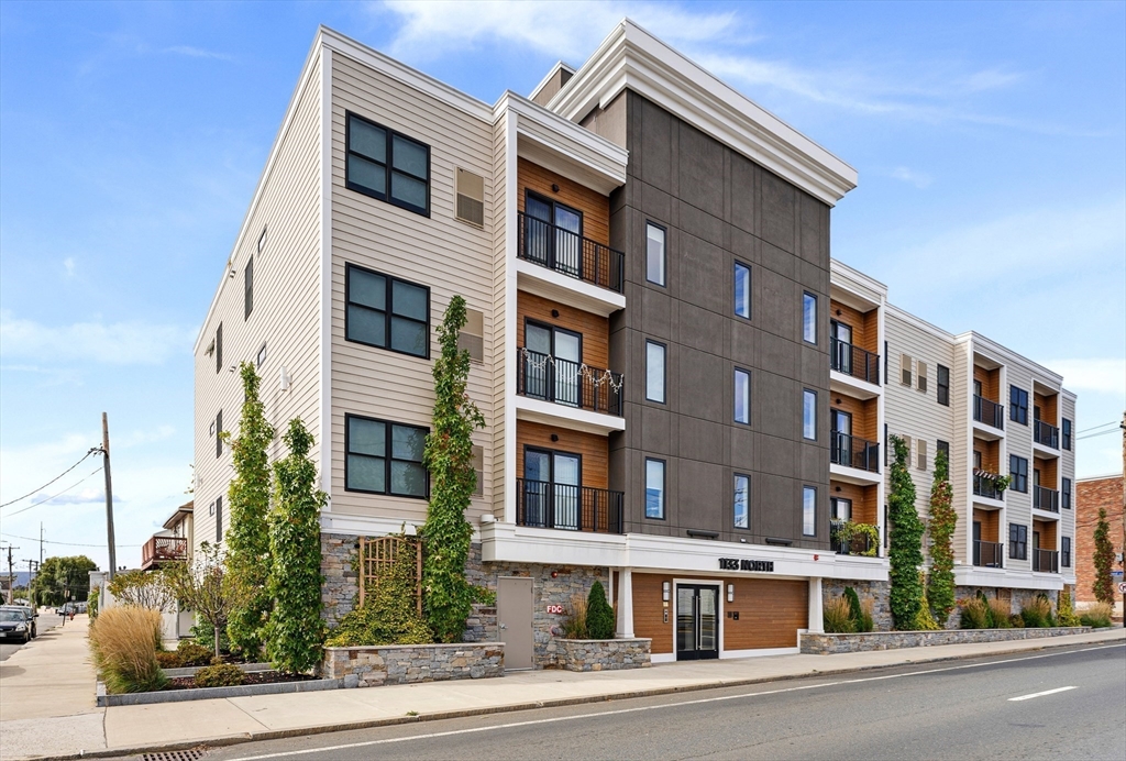 1133 North Shore Road, Unit 201 Revere, MA 02151 - Photo 3 of 37 Gallery Image 3