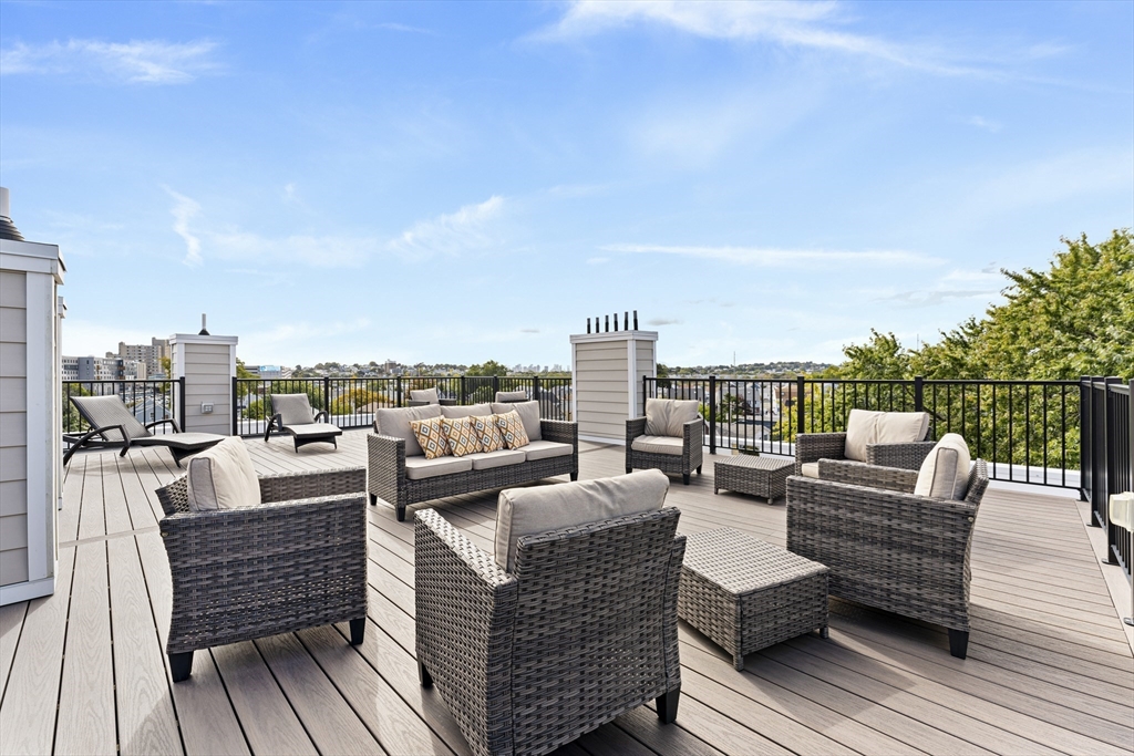 1133 North Shore Road, Unit 201 Revere, MA 02151 - Photo 35 of 37 Gallery Image 35