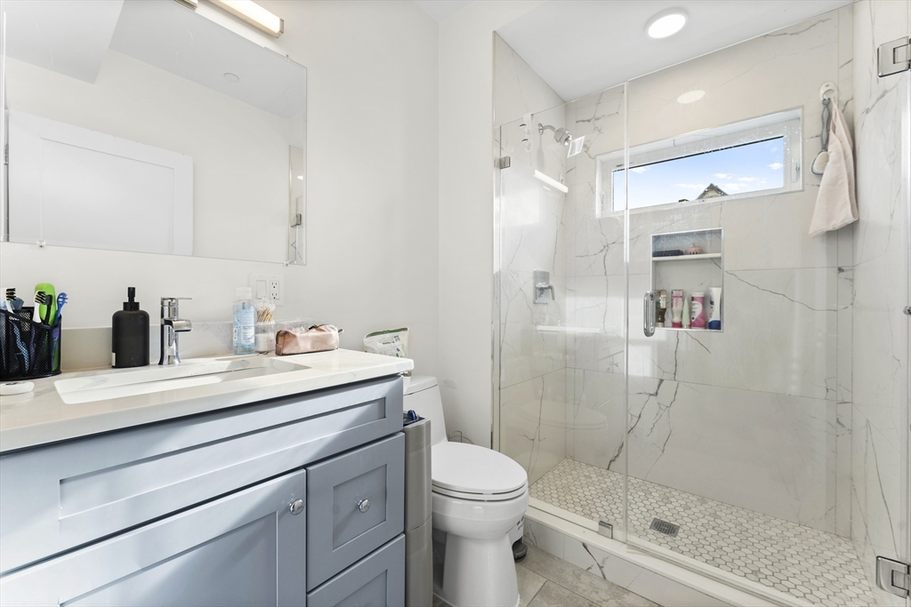 1133 North Shore Road, Unit 201 Revere, MA 02151 - Photo 4 of 37 Gallery Image 4
