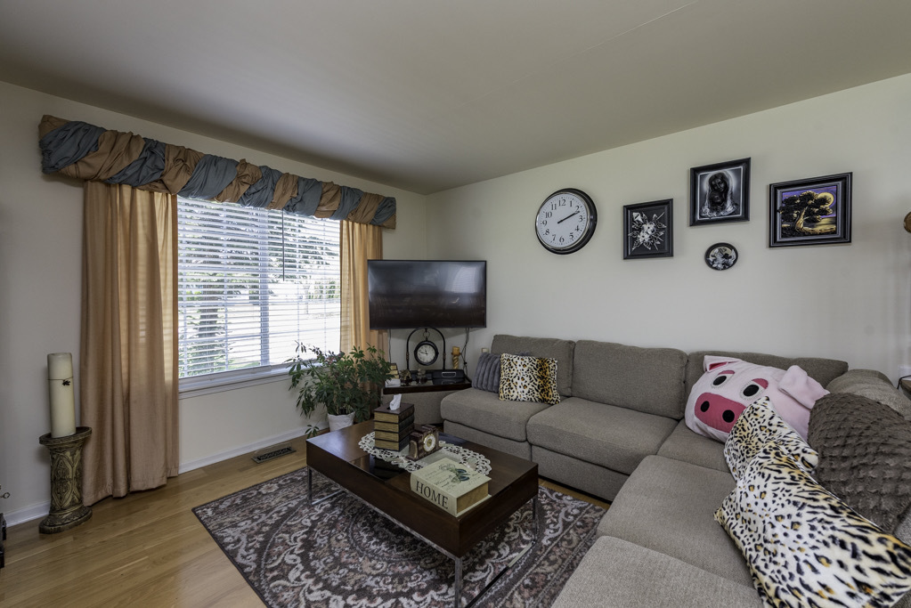 783 South Providence Lane Round Lake, IL 60073 - Photo 5 of 34