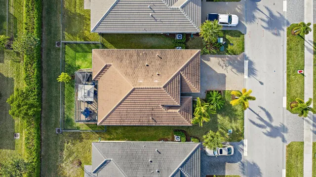 $379,900 | 11392 Southwest Carlisle Crossing Avenue, Port St. Lucie, FL 34987