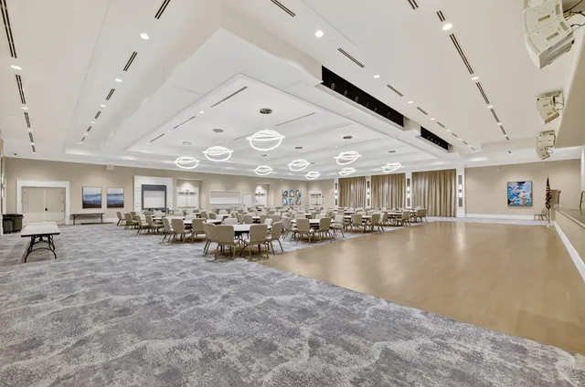 $379,900 | 11392 Southwest Carlisle Crossing Avenue, Port St. Lucie, FL 34987