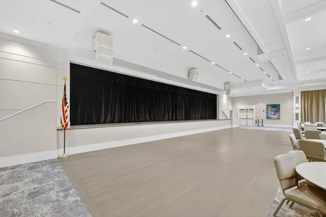 $379,900 | 11392 Southwest Carlisle Crossing Avenue, Port St. Lucie, FL 34987