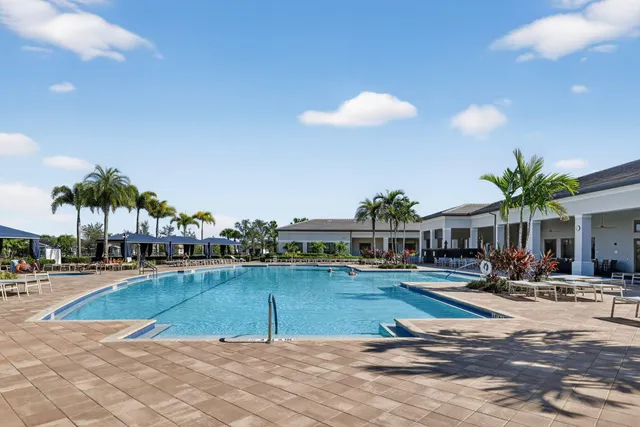 $379,900 | 11392 Southwest Carlisle Crossing Avenue, Port St. Lucie, FL 34987