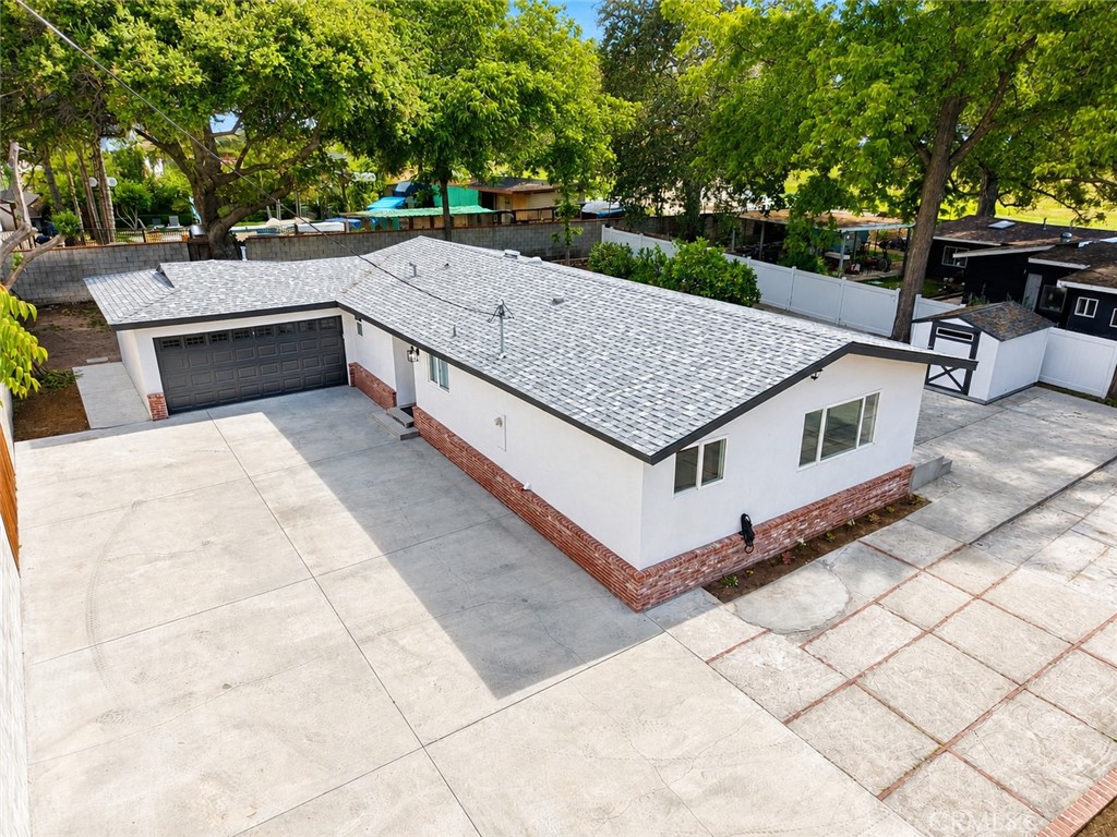 161 Mountain View Street Altadena, CA 91001 - Photo 2 of 25