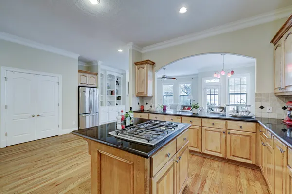$3,800 | 848 West 25th Street, Unit C, Houston, TX 77008