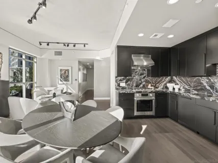 $1,395,000 | 801 Ash Street, Unit 801, San Diego, CA 92101