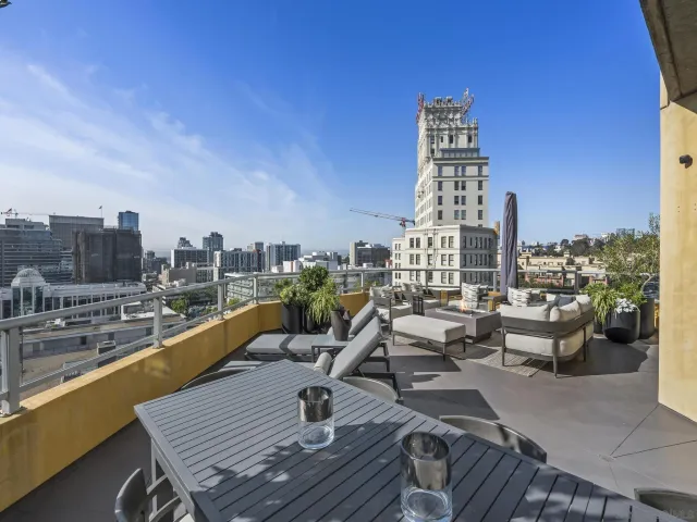 $1,395,000 | 801 Ash Street, Unit 801, San Diego, CA 92101
