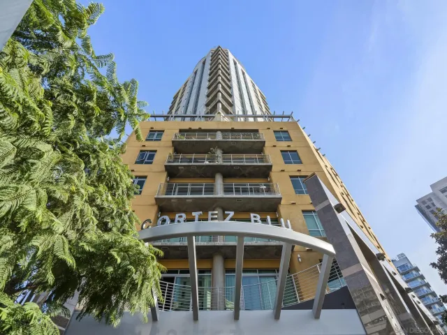 $1,395,000 | 801 Ash Street, Unit 801, San Diego, CA 92101