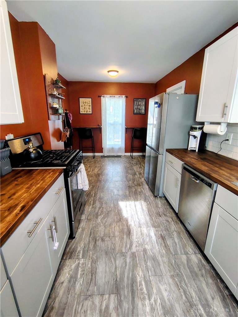 3689 West National Road Springfield, OH 45504 - Photo 6 of 29