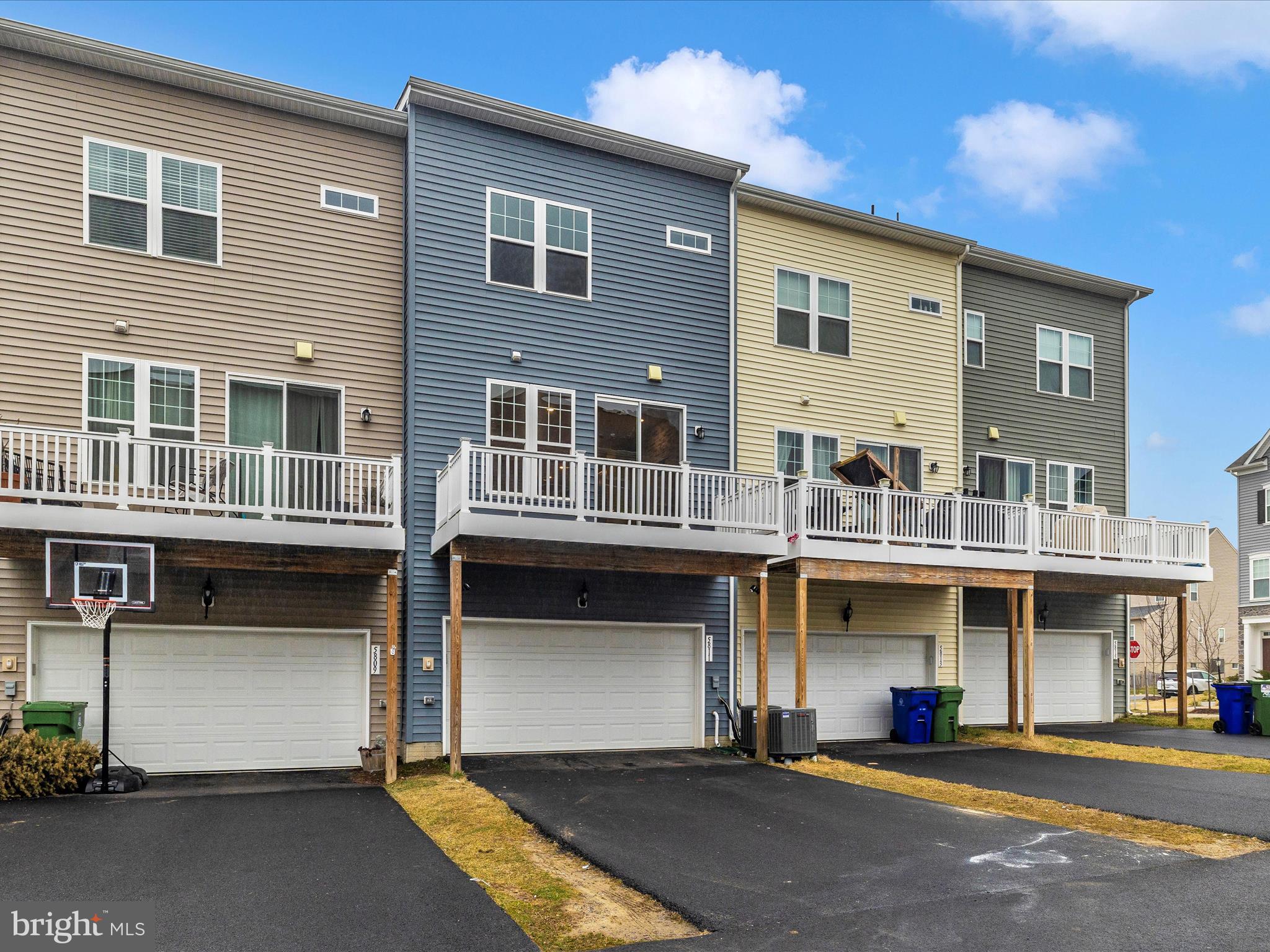 5811 Hawk Ridge Road Frederick, MD 21704 - Photo 54 of 63 Exterior Back