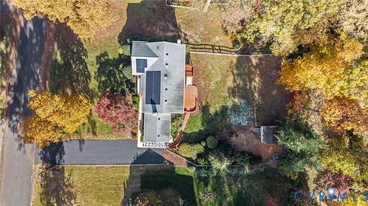 3819 Wakefield Road Richmond, VA 23235 - Photo 43 of 49 Large FENCED back yard, deck, patio, solar panels,