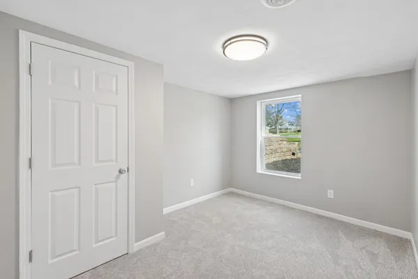 $400,000 | 315 Crestline Drive, Bettendorf, IA 52722