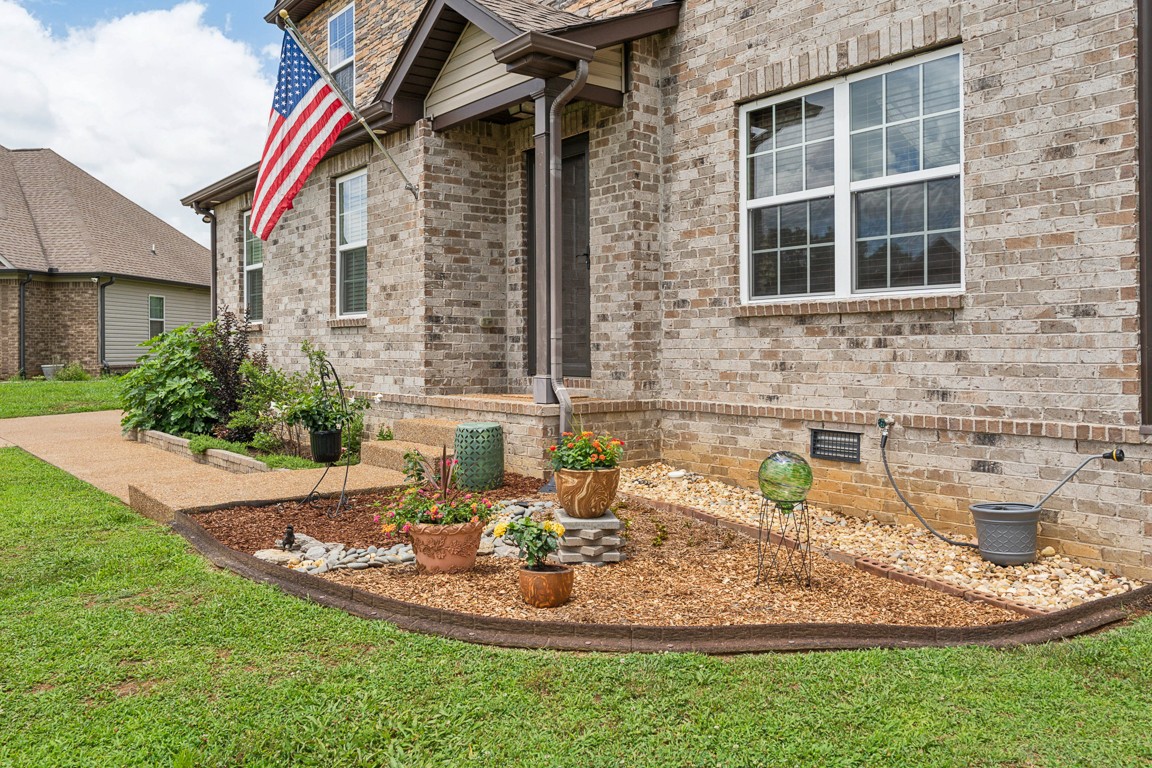 348 Legends Pointe Lebanon, TN 37090 - Photo 3 of 34 Gallery Image 3