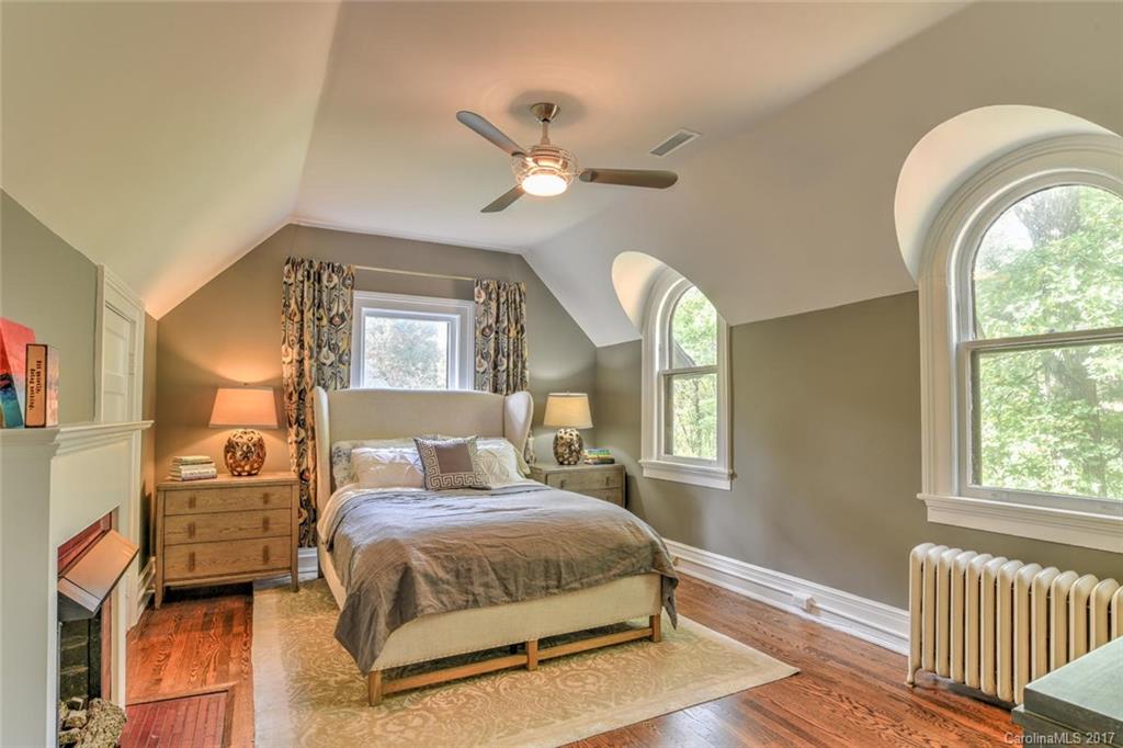 18 Cherokee Road Asheville, NC 28801 - Photo 17 of 24 Gallery Image 17