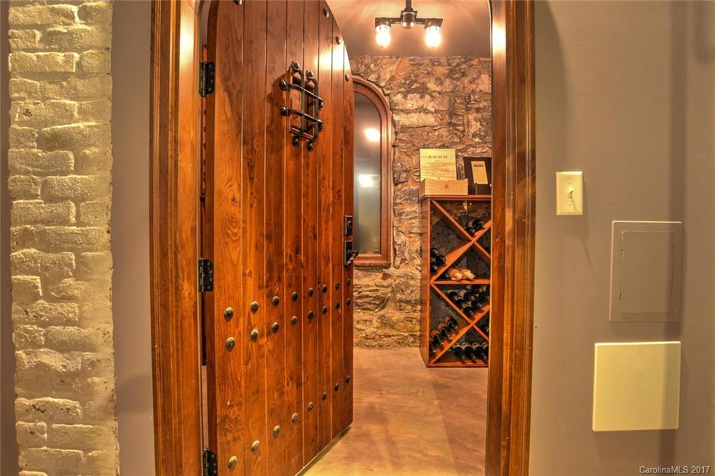 18 Cherokee Road Asheville, NC 28801 - Photo 18 of 24 Gallery Image 18