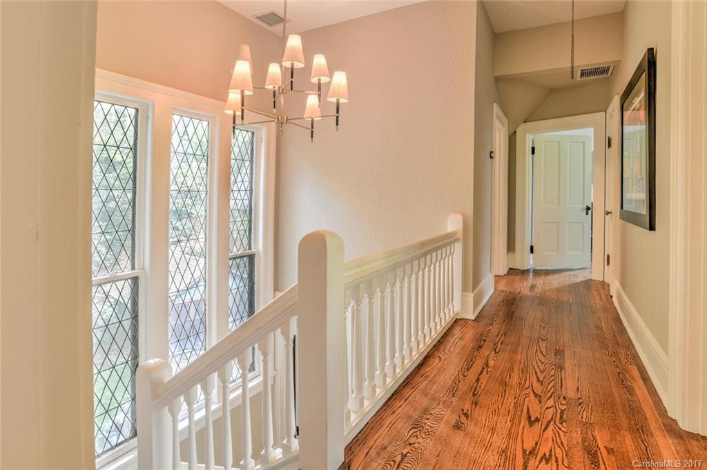 18 Cherokee Road Asheville, NC 28801 - Photo 10 of 24 Gallery Image 10