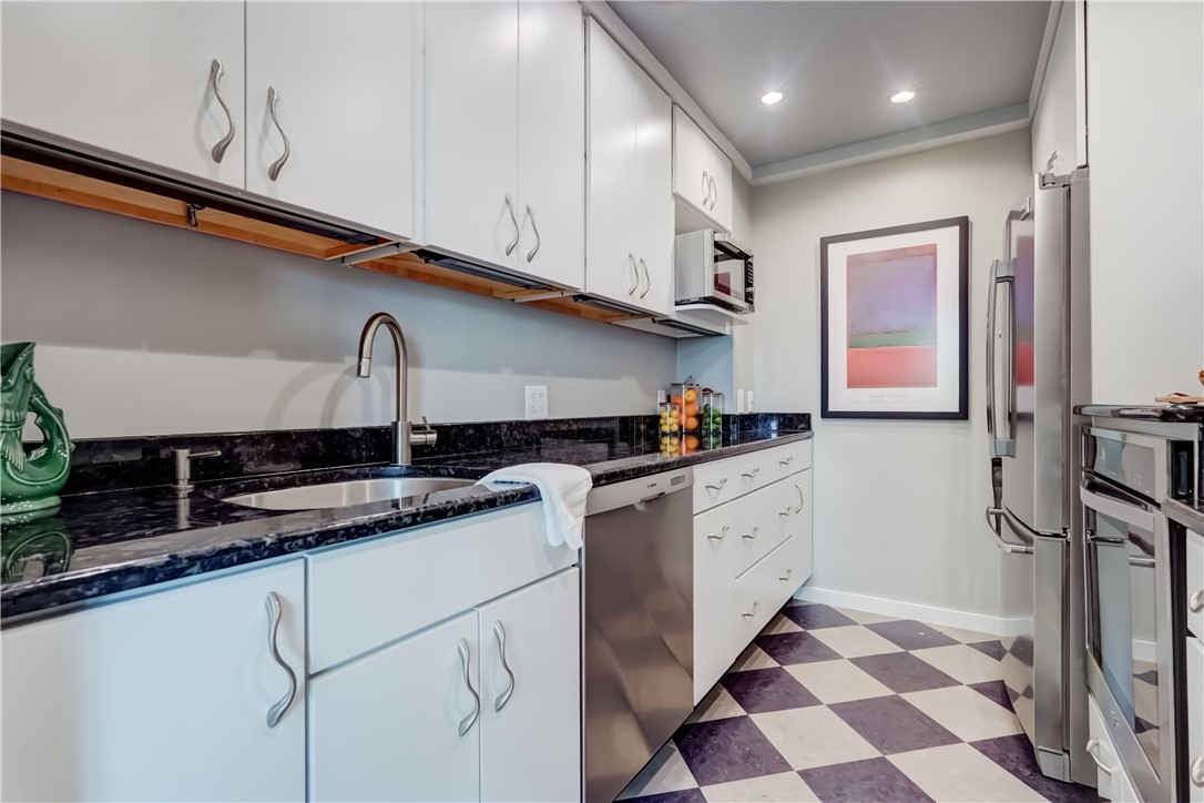 1000 East Avenue, Unit UN607 Rochester, NY 14607 - Photo 14 of 35