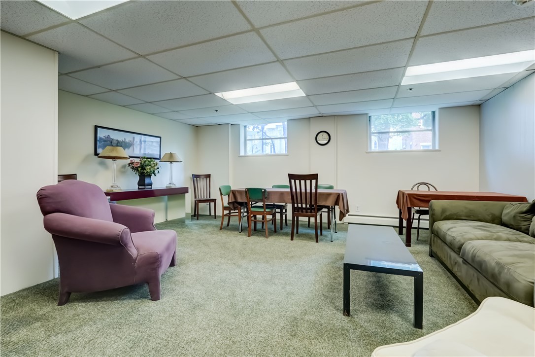 1000 East Avenue, Unit UN607 Rochester, NY 14607 - Photo 33 of 35